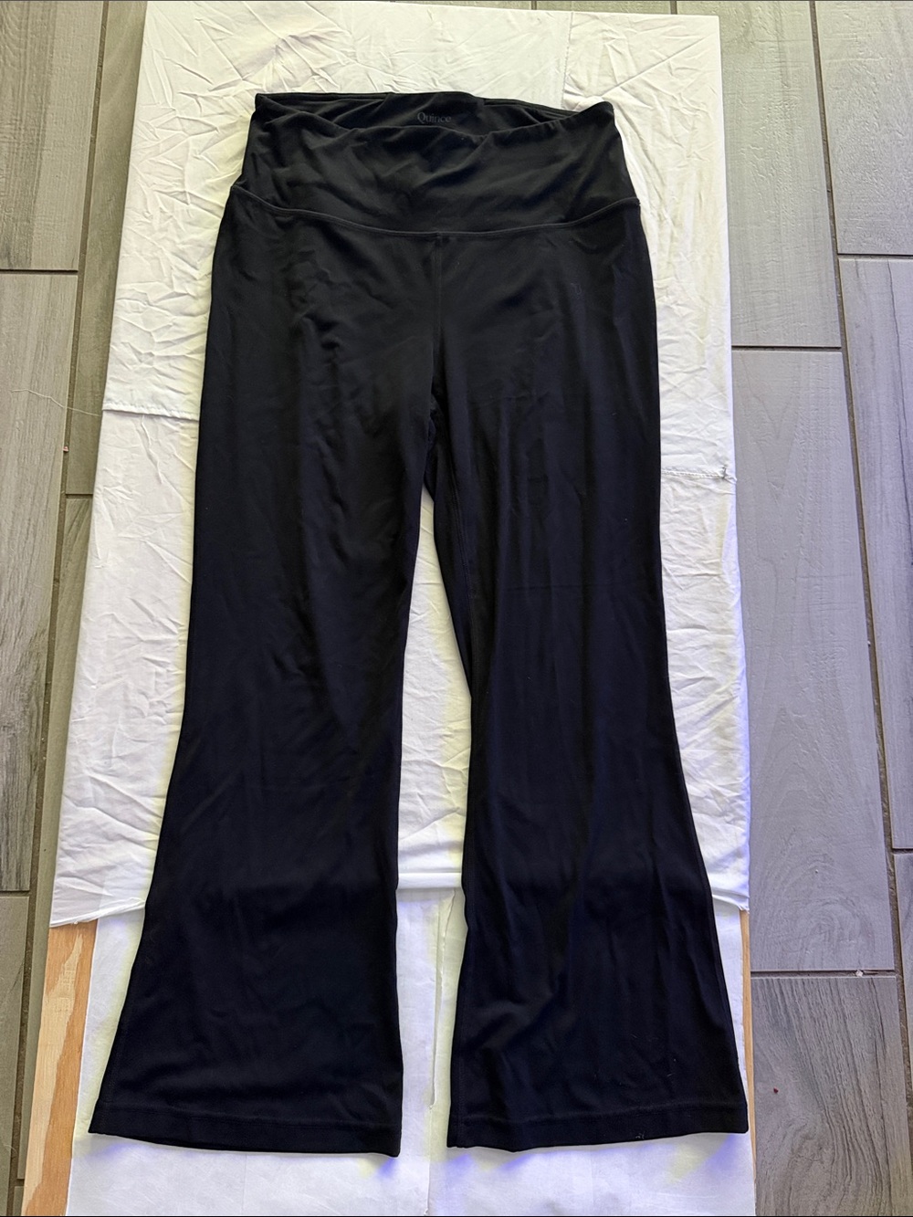 Quince black Yoga Pants